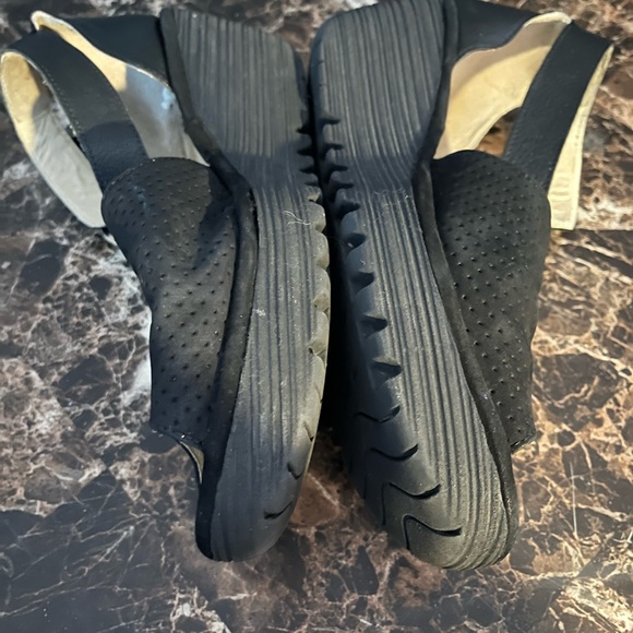 Fly London platform Velcro ankle strap opening toed shoes - Picture 8 of 15